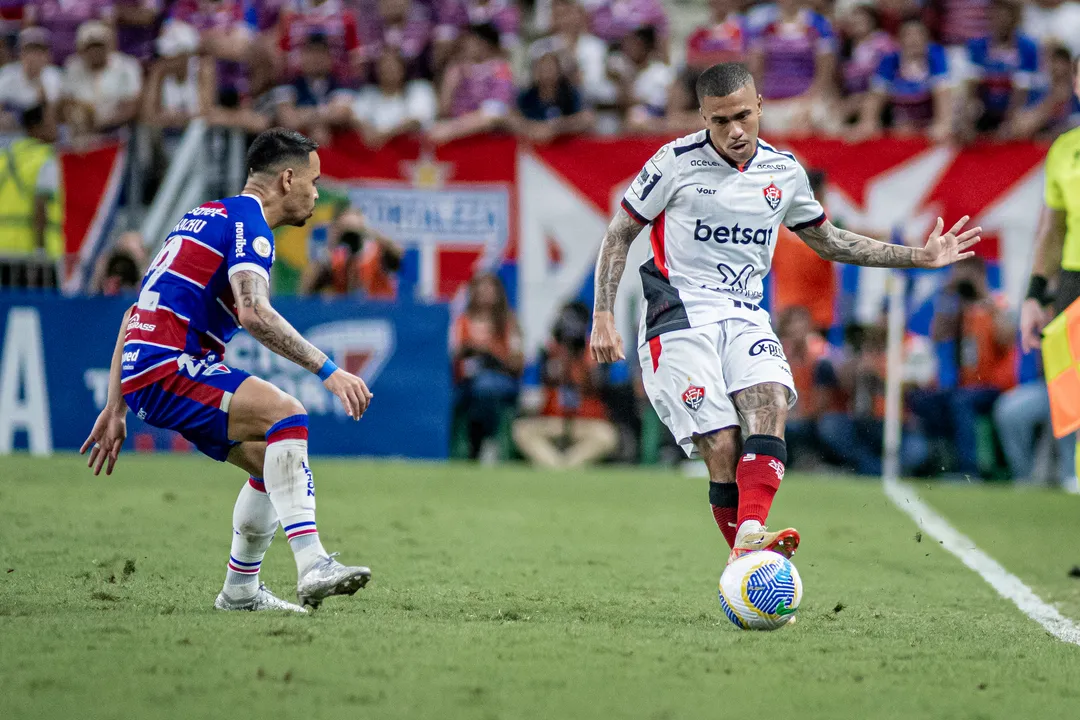 Duelo entre Fortaleza x Bahia