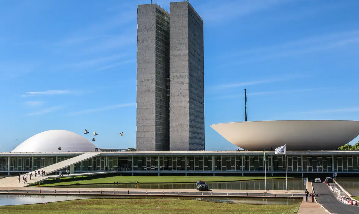 A portaria reflete os termos para o pagamento das emendas de comissão, de bancadas e individuais de deputados