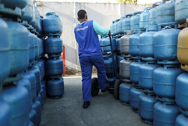 Botijão de gás está mais caro na Bahia