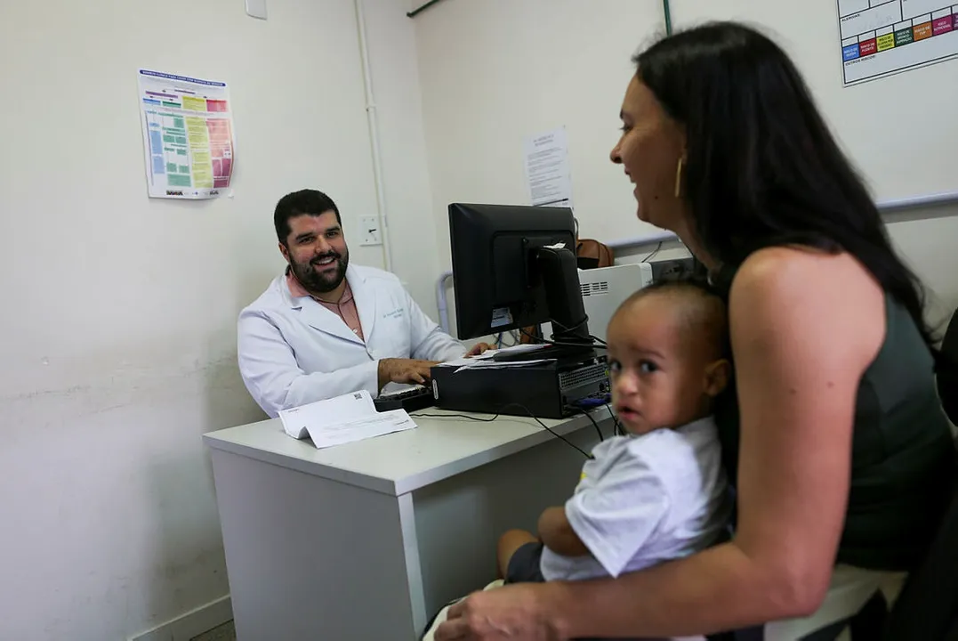 Versão pediátrica da campanha busca alertar sobre a importância de cuidados precoces com a saúde das crianças