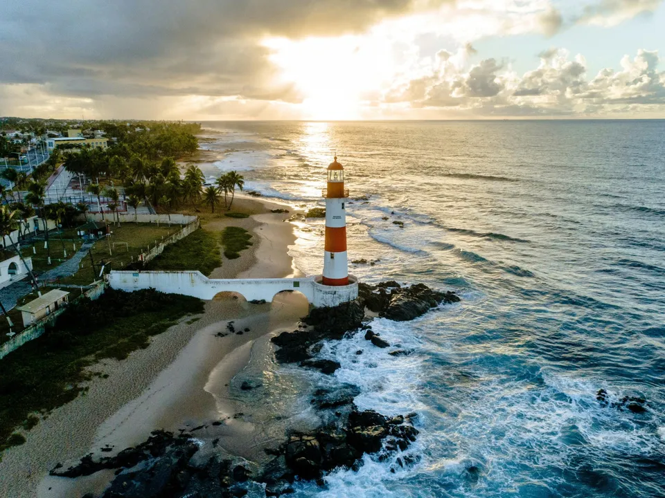 Farol de Itapuã