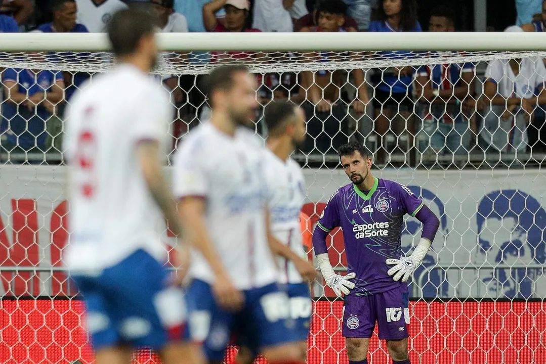 Marcos Felipe lamenta gol sofrido pelo Bahia diante do São Paulo