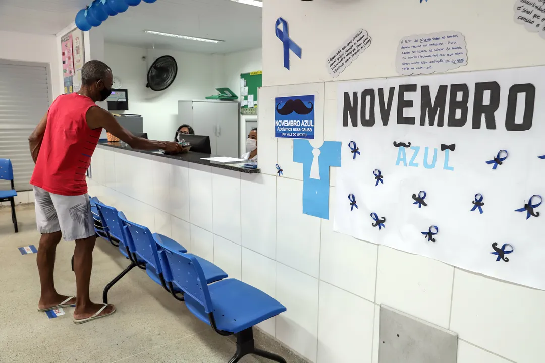 Não se deve desistir de persuadir os hesitantes a marcar ao menos uma consulta anual, conforme alerta a campanha Novembro Azul