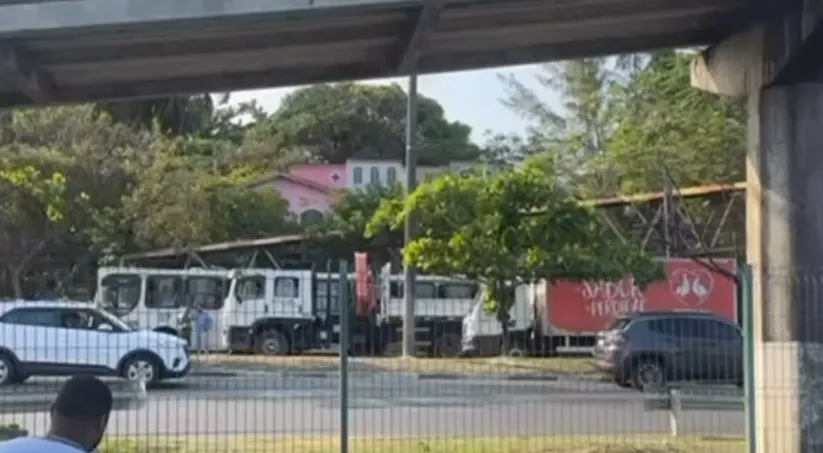 Imagem ilustrativa da imagem Motociclista morre após acidente com caminhão em Portão