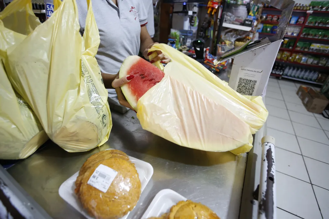 Justiça determinou que  supermercado deve pagar em dobro em caso de empregadas que trabalharam aos domingos