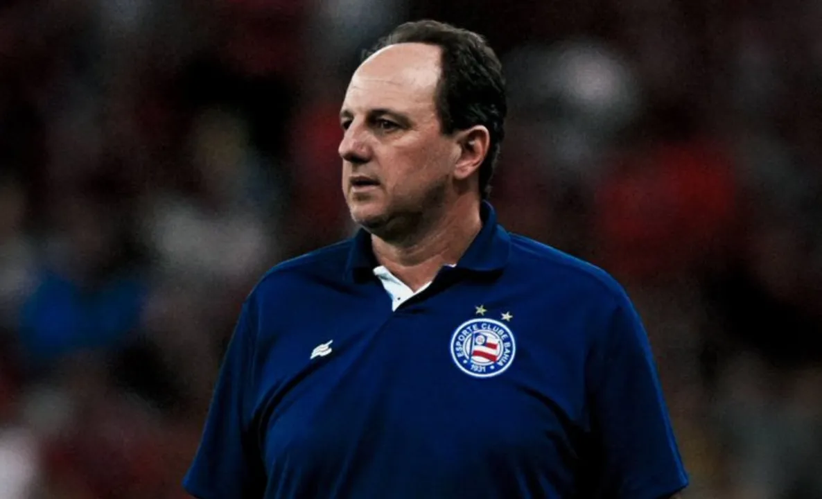 Rogério Ceni possui 80 jogos, 40 vitórias, 11 empates e 29 derrotas no comando do Bahia