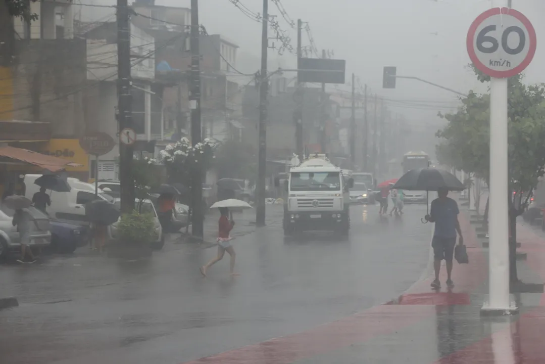 Fortes chuvas já geraram ocorrências  em Salvador