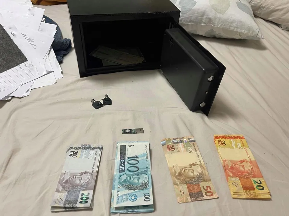 Imagem ilustrativa da imagem PF cumpre mandados em Salvador em operação contra fraudes bancárias