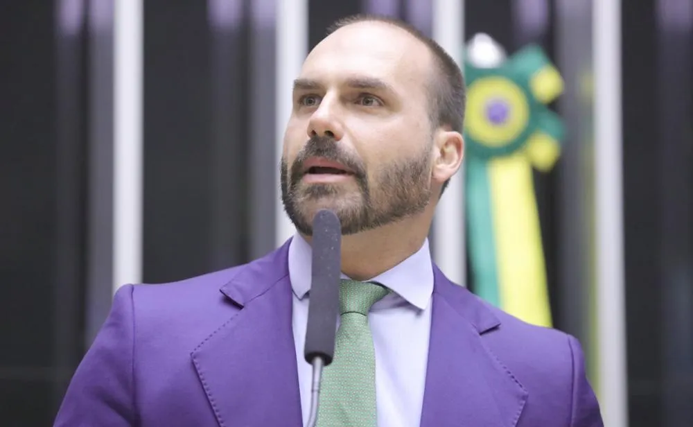 Deputado fez um “exposed” contra Diego Castro e Raíssa Soares