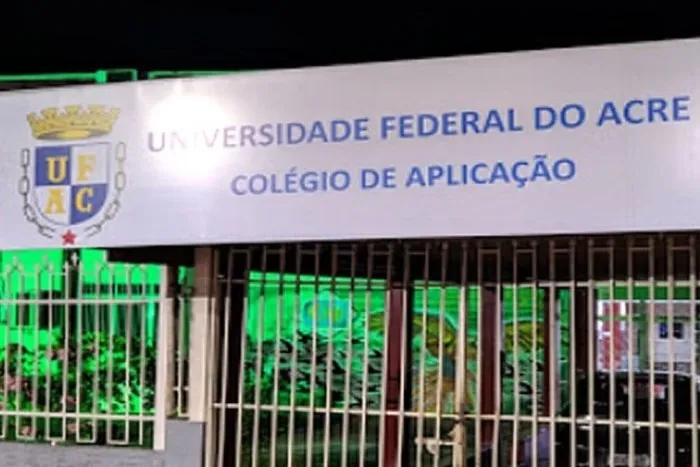 Imagem ilustrativa da imagem Professor é demitido de colégio federal após acusações de assédio