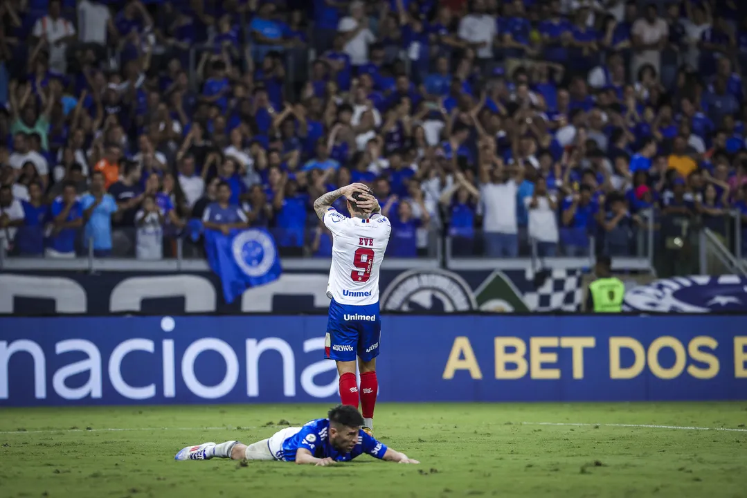 Everaldo lamente chance perdida contra o Cruzeiro, na 30ª rodada