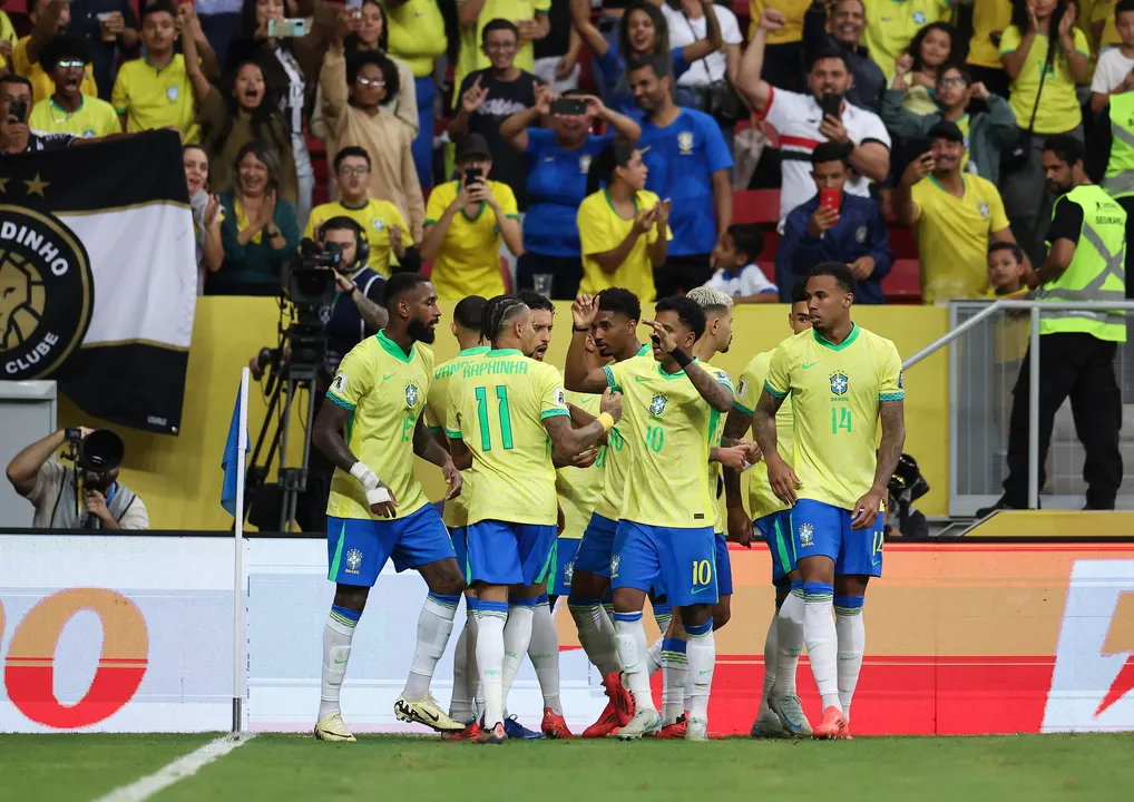 Jogadores da Seleção Brasileira comemorando