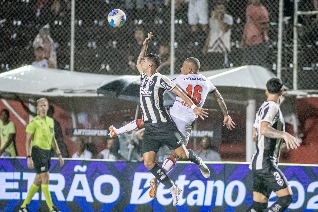 Duelo entre Vitória e Botafogo pelo 1º turno