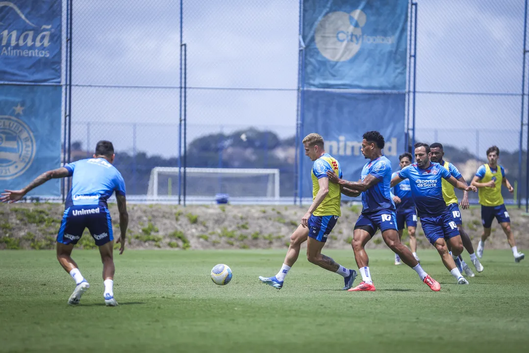 Jogadores do Bahia durante treino