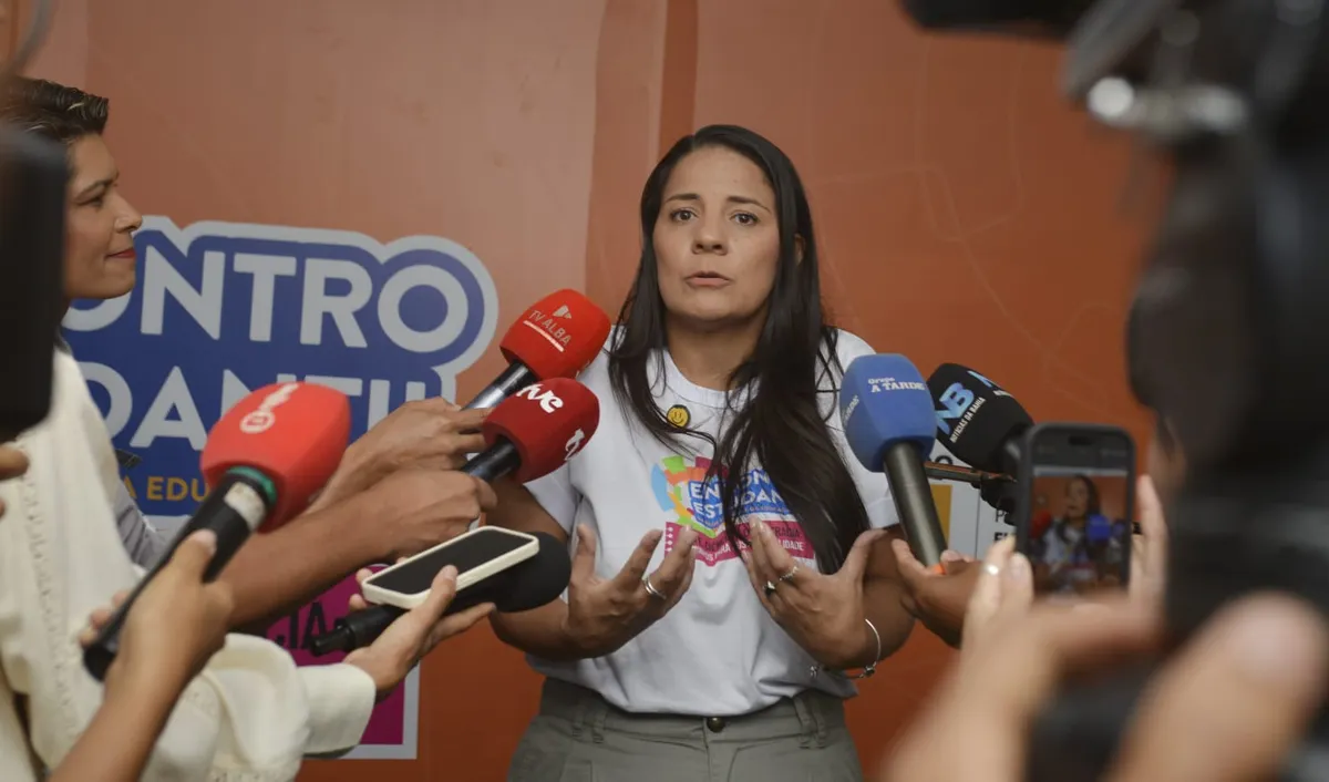 Rowenna Brito, no Encontro Estudantil da Rede Estadual de Educação