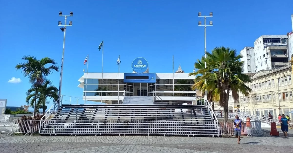 Sede da prefeitura de Salvador fica na Praça Thomé de Souza