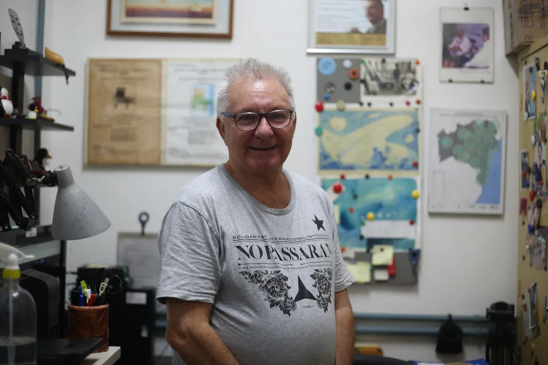 Professor Nelson Pretto, coordenador do seminário