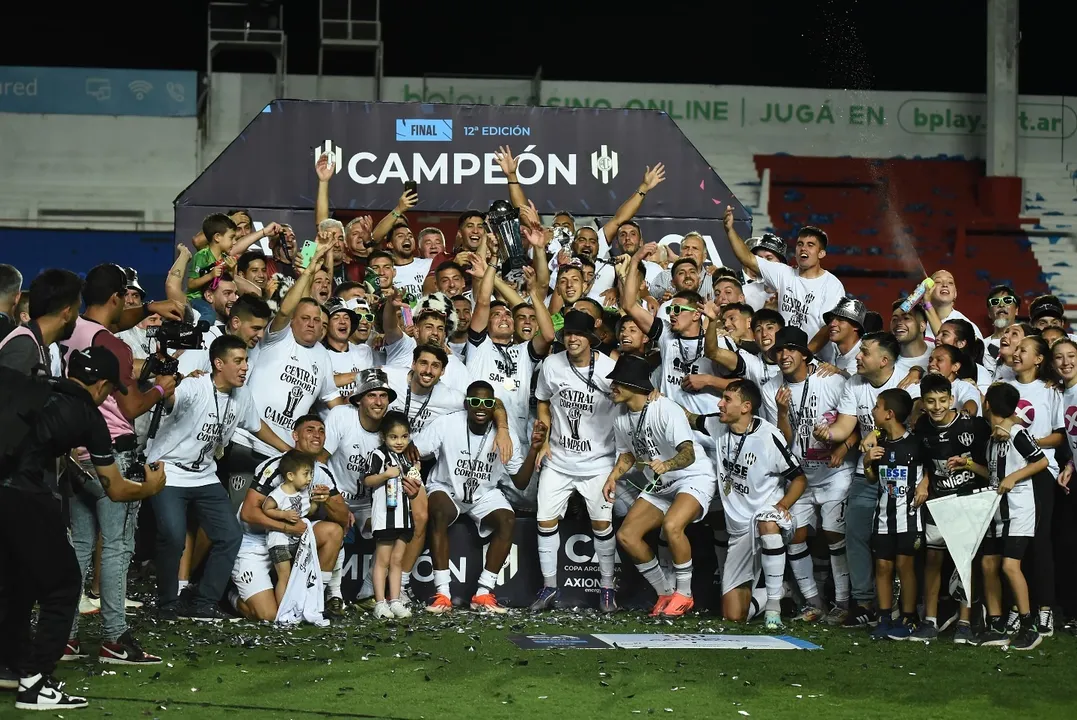 Central Córdoba foi campeão, pela primeira vez, da Copa Argentina