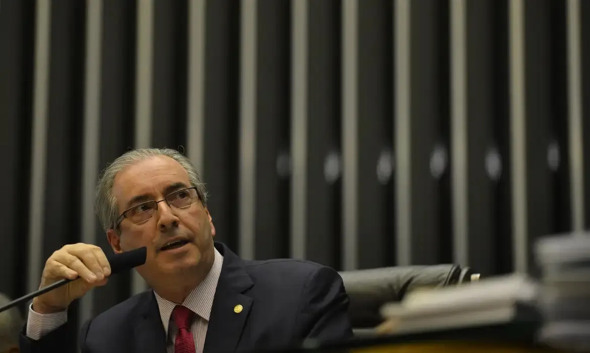 Condenação envolve acusação de que Cunha teria recebido propina proveniente de contratos da Petrobras para a construção de navios-sonda