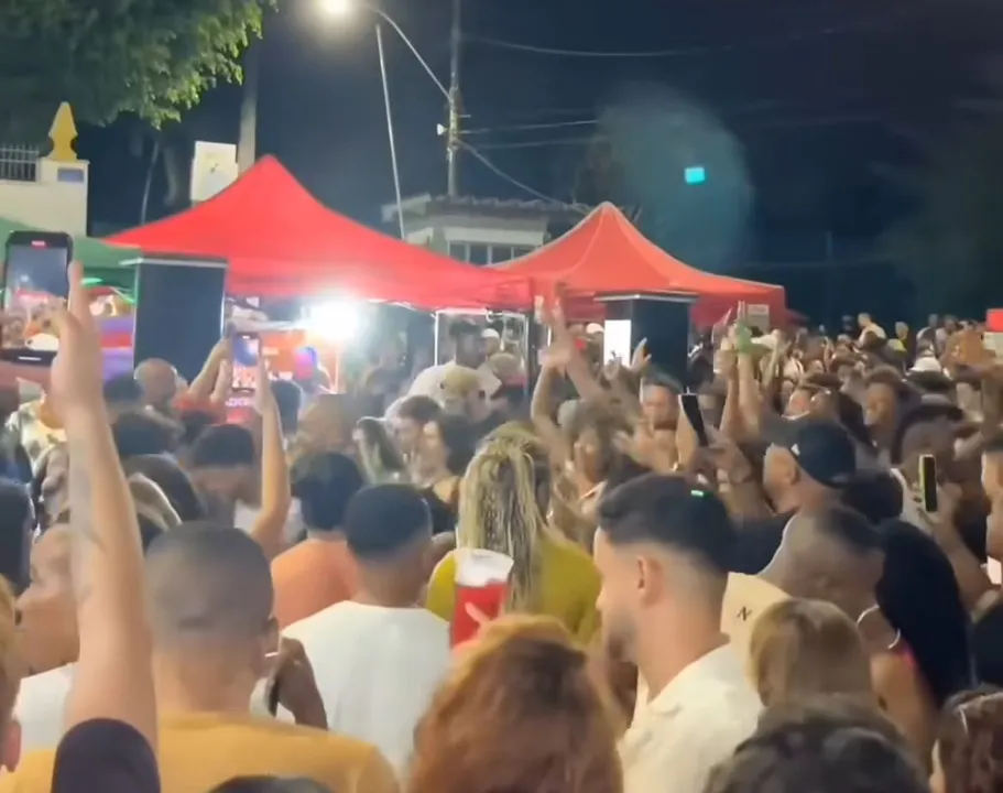 Recentemente, o evento passou a ser alvo de críticas