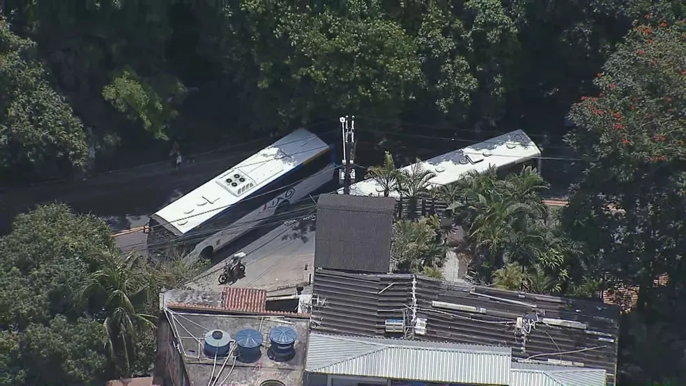 Ônibus sequestrados pelos criminosos