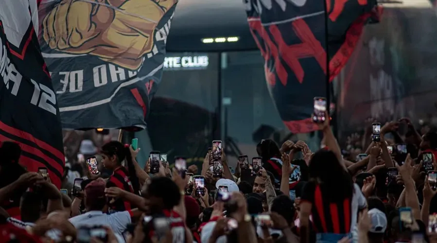 Torcida e Vitória estão fechados pela permanência na Série A