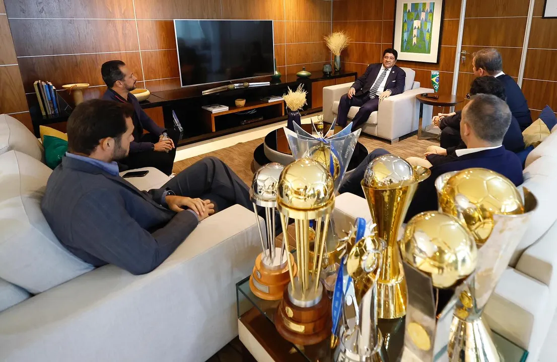 Encontro entre presidentes da CBF, FBF e executivos do Bahia e Grupo City no Rio de Janeiro