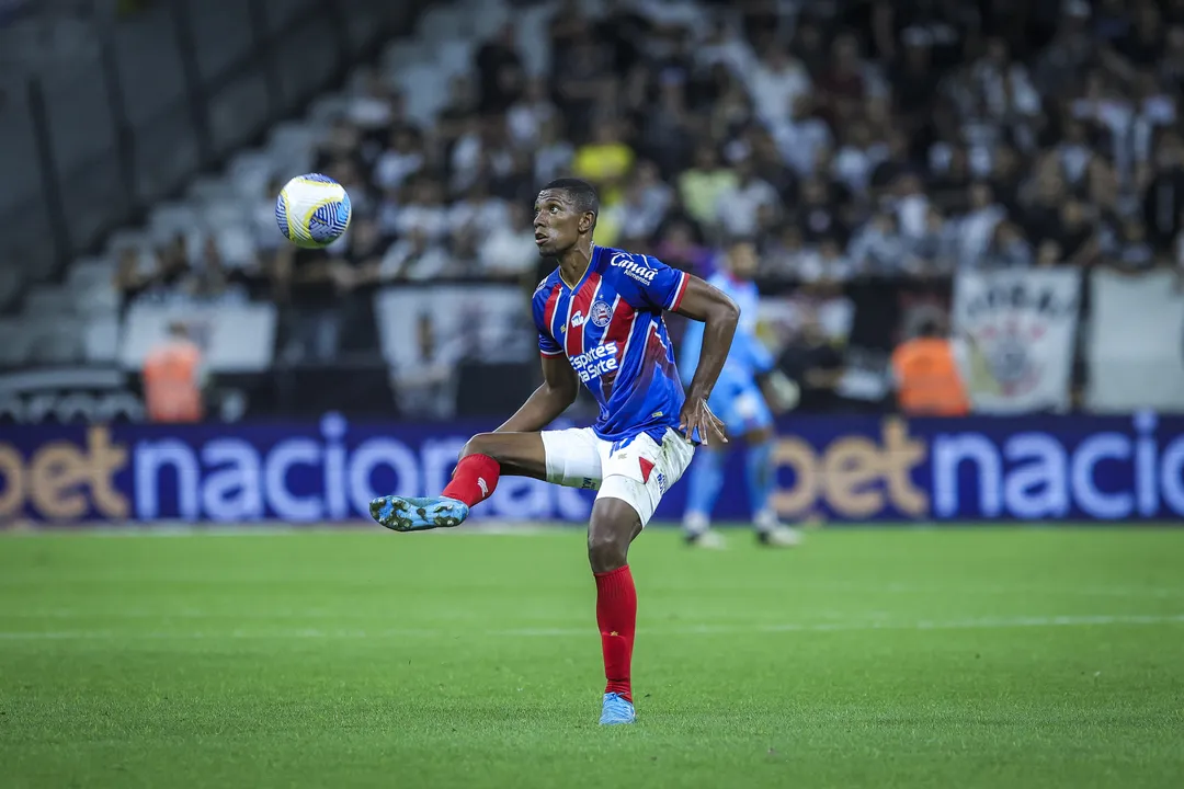 Kanu durante o jogo contra o Corinthians em São Paulo