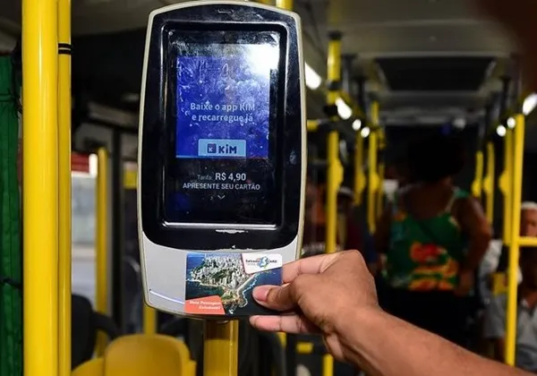 Salvador Card é o sistema de bilhetagem eletrônica do transporte público de Salvador que garante meia passagem aos estudantes