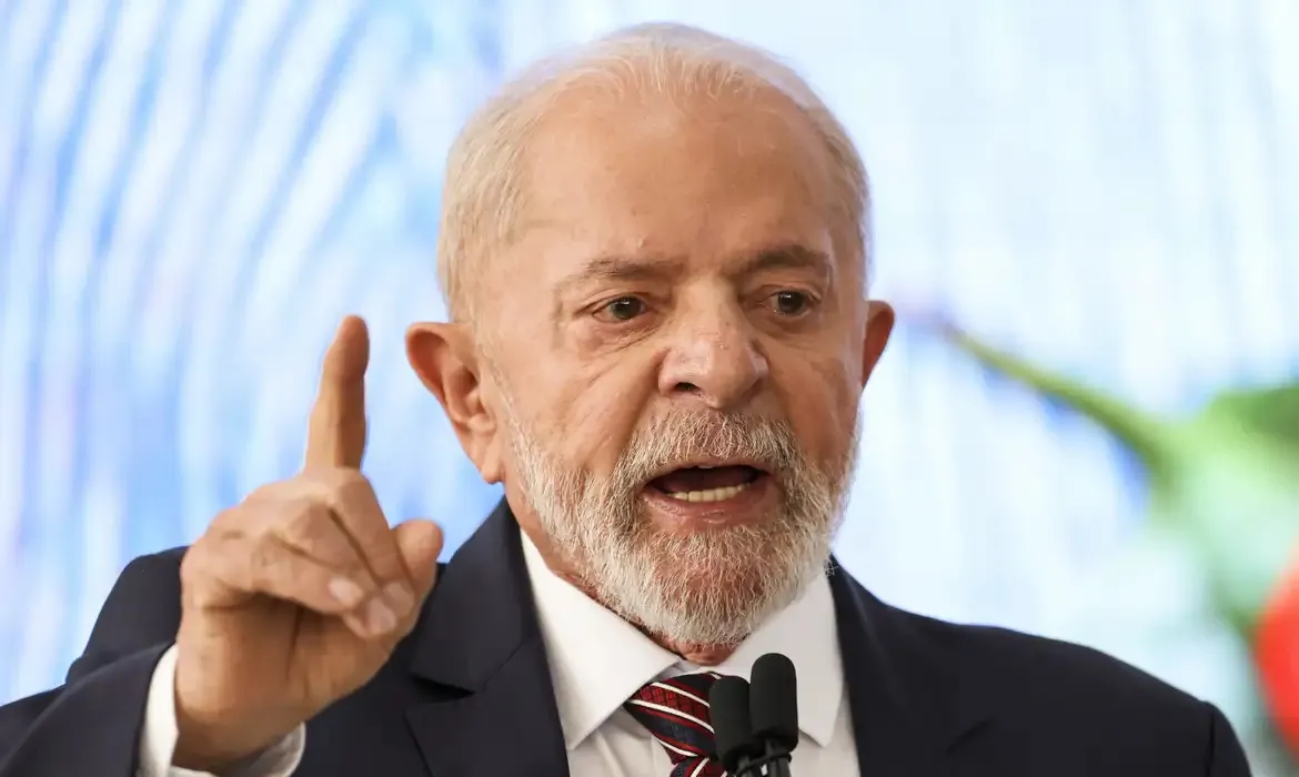 Lula convocou ministros para reunião nesta sexta