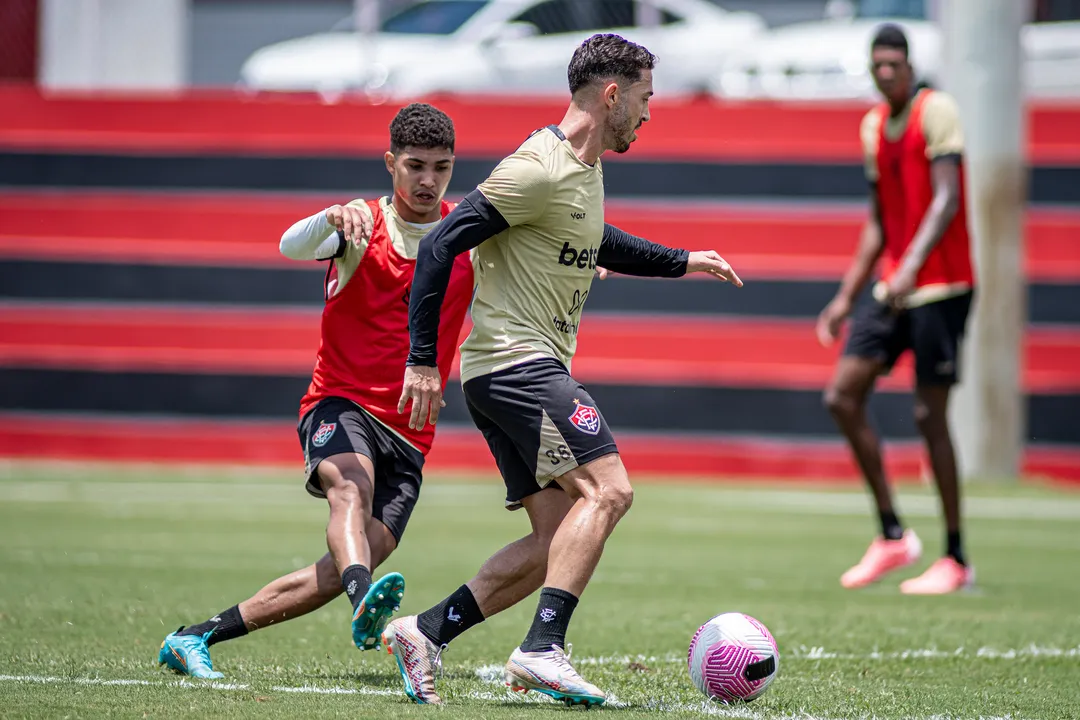 Jogadores do Vitória durante treino no CT Manoel Pontes Tanajura