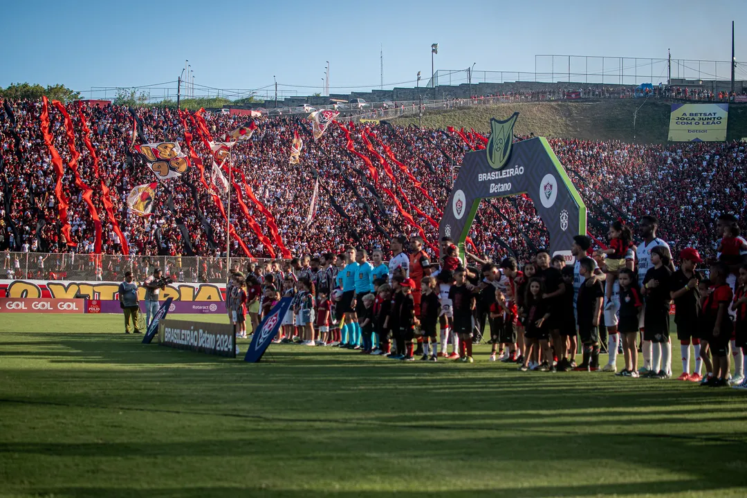 Torcida rubro-negra fez a festa contra o Fluminense