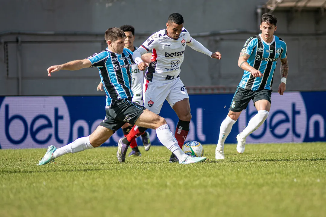 Duelo entre Grêmio e Vitória no 1ºª turno