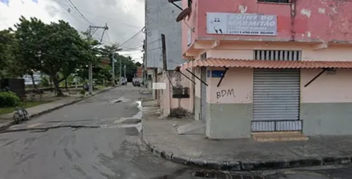 Policiais constataram o fato e isolaram a área até a chegada da equipe do Departamento de Polícia Técnica (DPT)