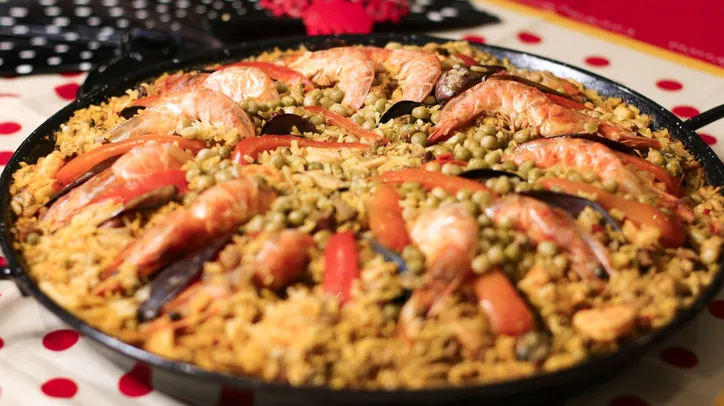 Imagem ilustrativa da imagem Com tradição espanhola, a paella brilha na Feira da Fraternidade