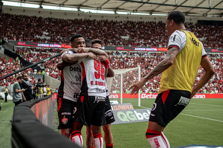 Vitória arrancou empate com o Flamengo no Maracanã