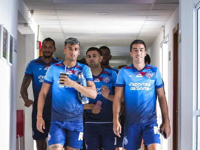 Lucho e De Pena buscam vaga no time titular do Bahia