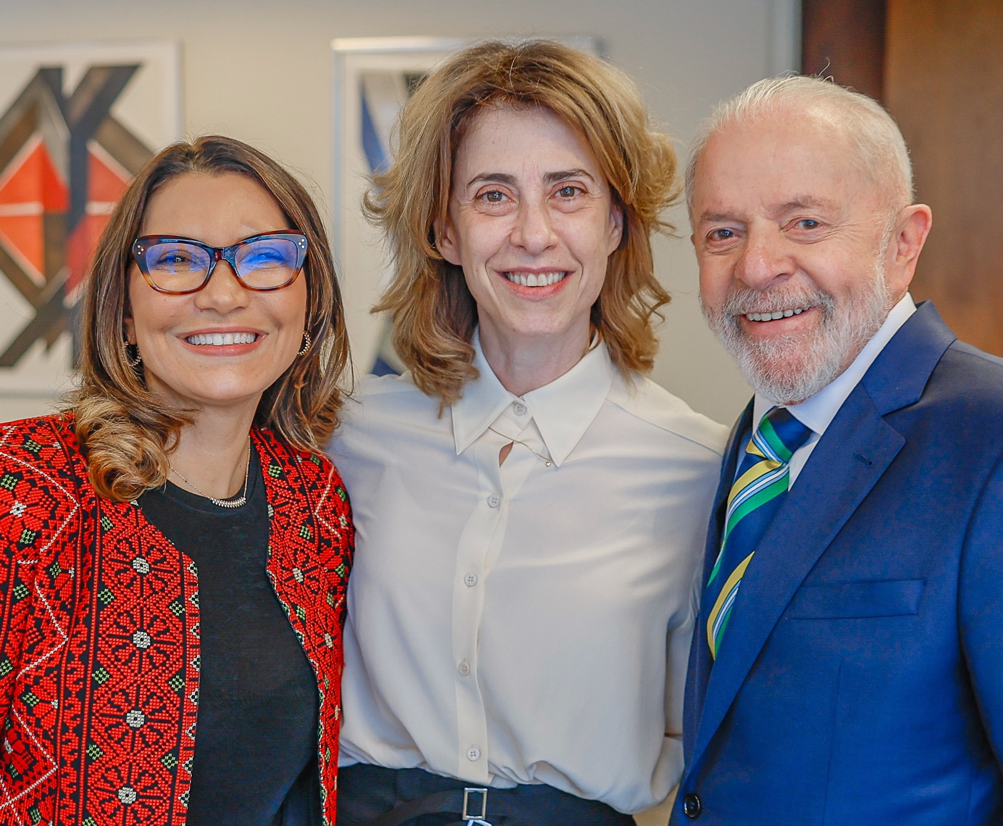 Lula declara apoio a Fernanda Torres após indicação ao Globo de Ouro
