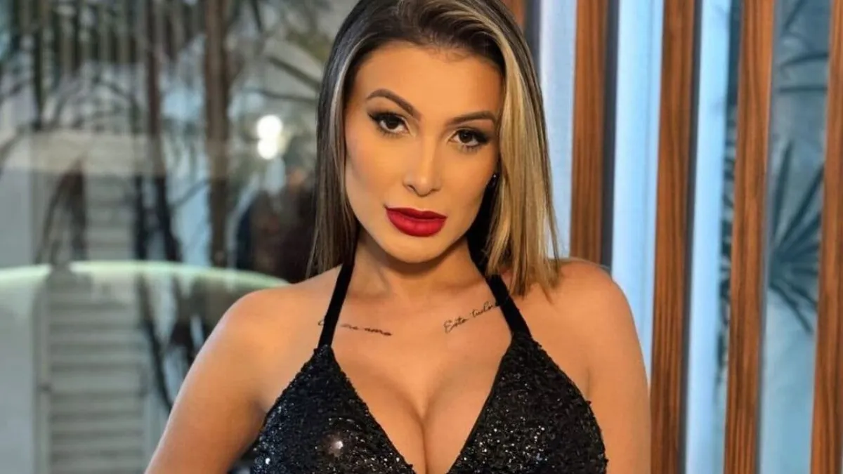 Andressa Urach surpreendeu com intimidade