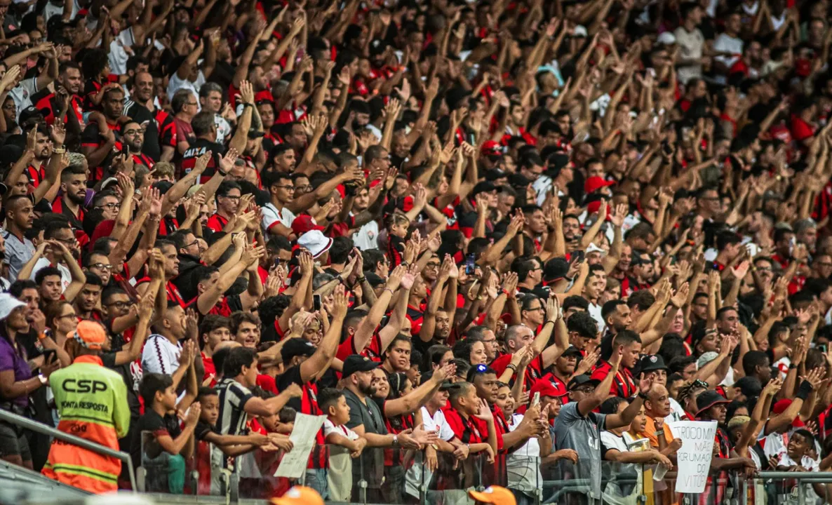 Torcida do Vitória na Arena Fonte Nova