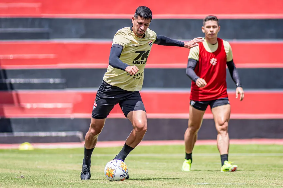 Treino do Vitória na manhã deste domingo, 2