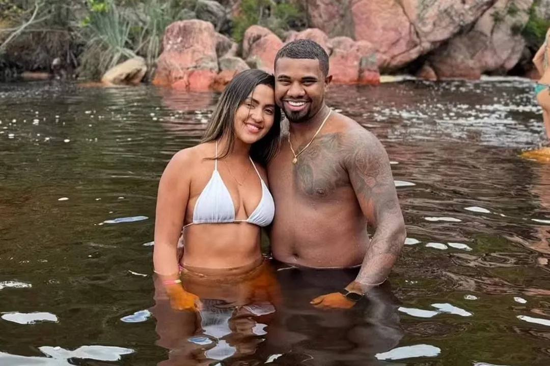 Davi Brito e Adriana Paula