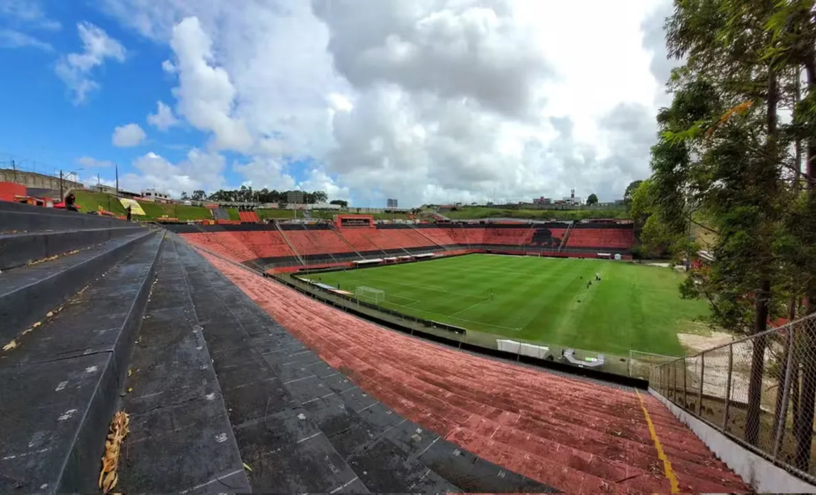 Imagem ilustrativa da imagem Bahia inicia venda de ingressos para jogo no Barradão nesta quarta