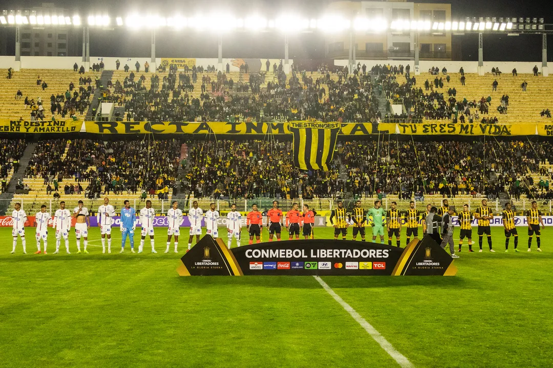 Esquadrão empatou por 1 a 1 com o The Strongest nesta terça-feira, 18, no Estádio Hernando Siles