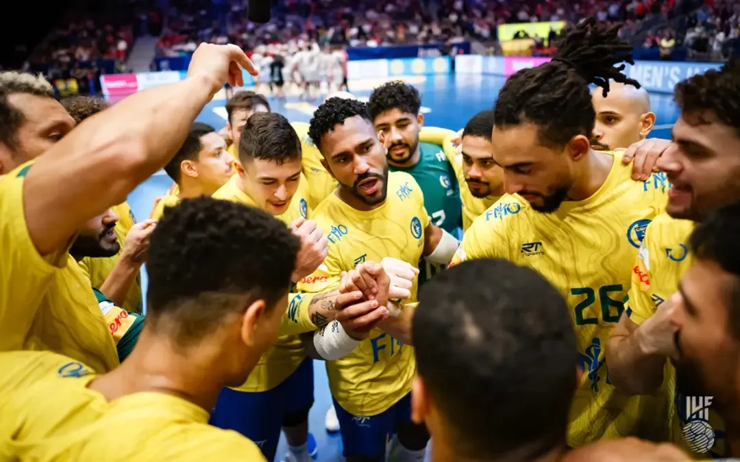 Brasil busca vaga às semis do Mundial de handebol nesta quarta-feira