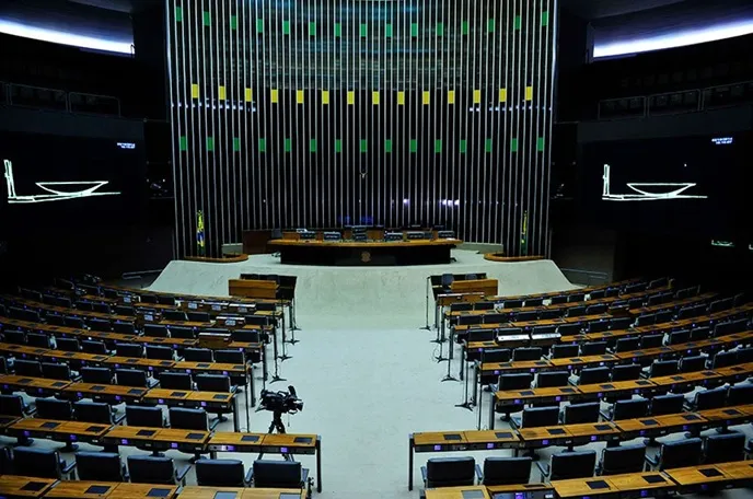 Texto seguirá para a CCJ e posteriomente poderá ser votado na Câmara dos Deputados