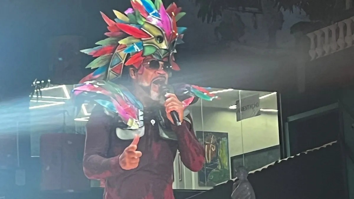 Carlinhos Brown falou sobre o bloco Timbalada