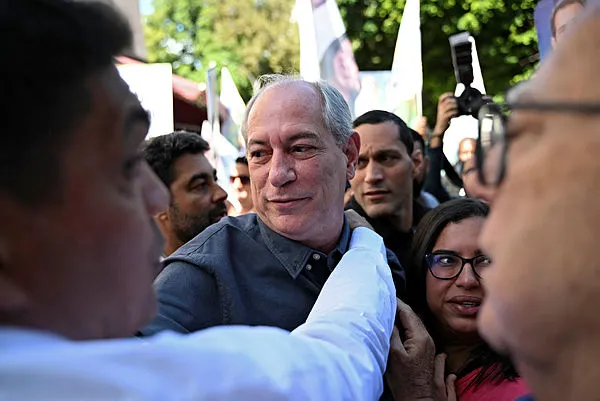 Ciro Gomes perdeu processo e não recorreu da decisão