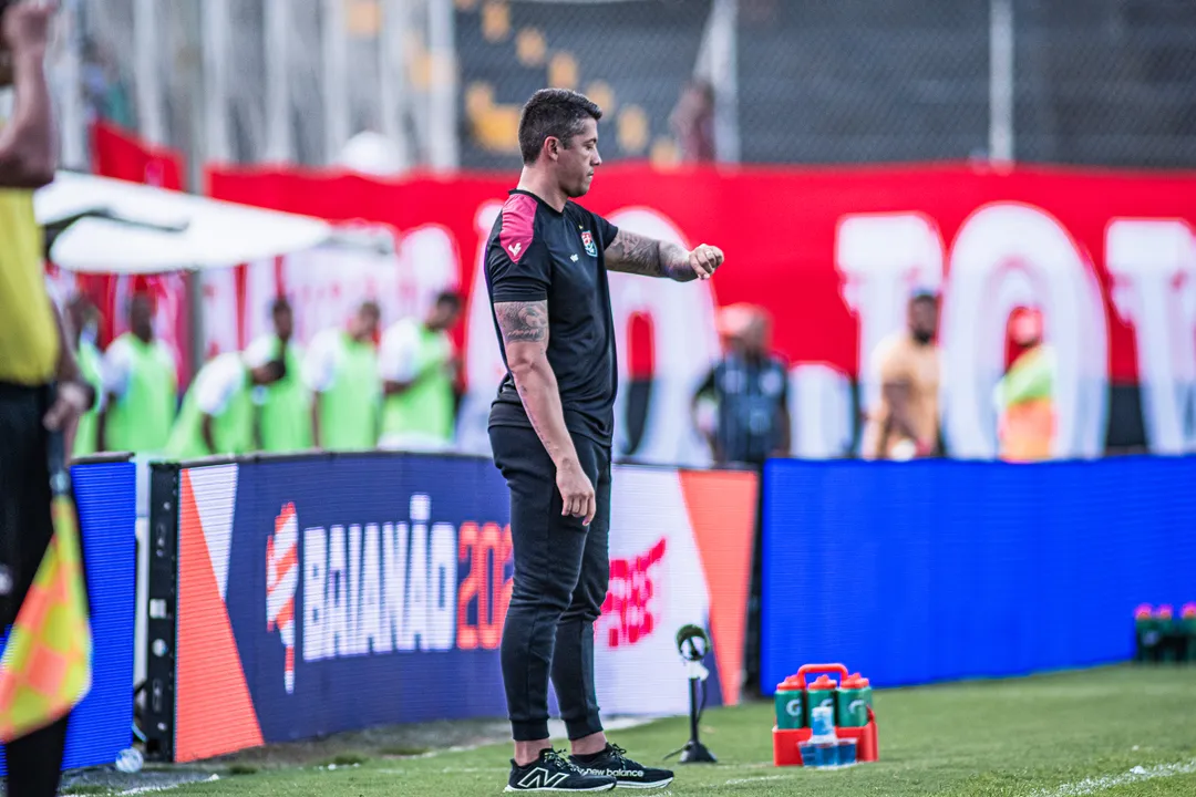 Colo Colo recebe o Vitória na Arena Fonte Nova