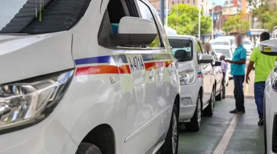 Durante o Carnaval, os taxistas poderão operar com a bandeira 2